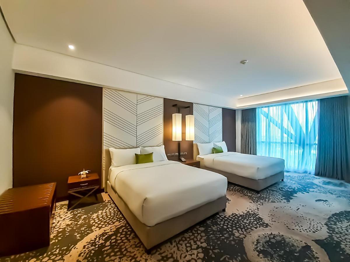 The Excelsior Hotel Las Pinas Exterior photo