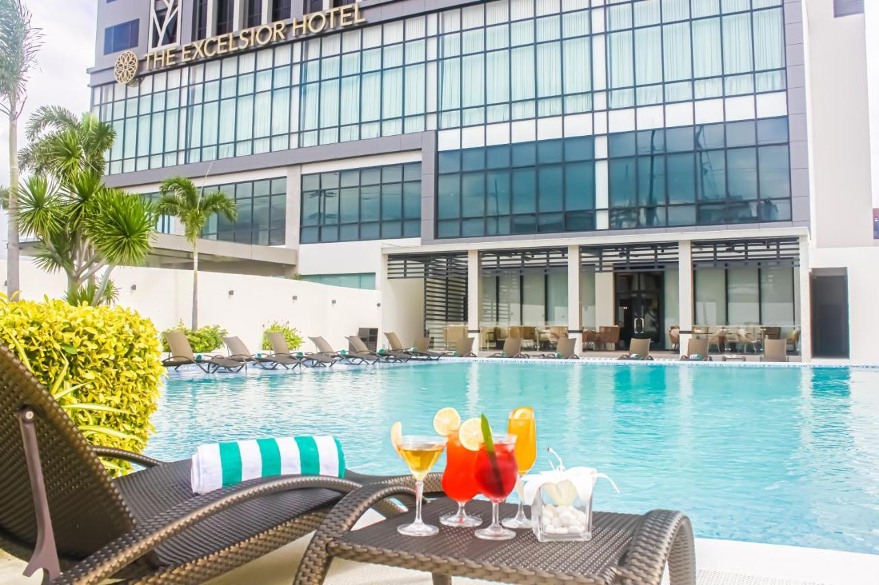 The Excelsior Hotel Las Pinas Exterior photo
